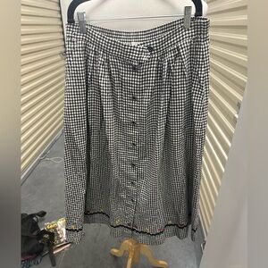 Napa Valley Petites Gingham Skirt with Embroidered Fruit